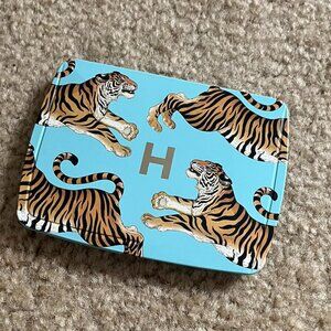 Hourglass Ambient Light Edit Unlocked